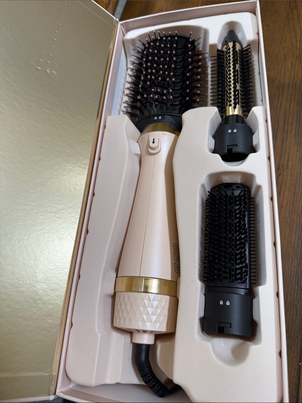 Luxe Willow 3-in-1 Hair Blow Dryer Brush Trio. Gold/Black-Round brush blow dryer